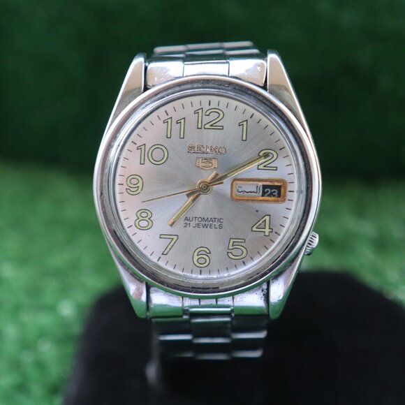 Seiko Other - RARE Vintage Seiko 5 Automatic Watch – 21 Jewels - Silver Dial